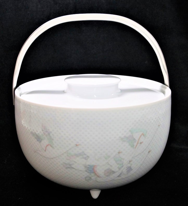 Rosenthal Century Volare: Ragout - Schüssel mit Deckel 3-tlg. 2,3 ltr. - 19,6 x 12,6 cm Rosenthal Century Volare: Ragout - Schüssel mit Deckel 3-tlg. 2,3 ltr. - 19,6 x 12,6 cm