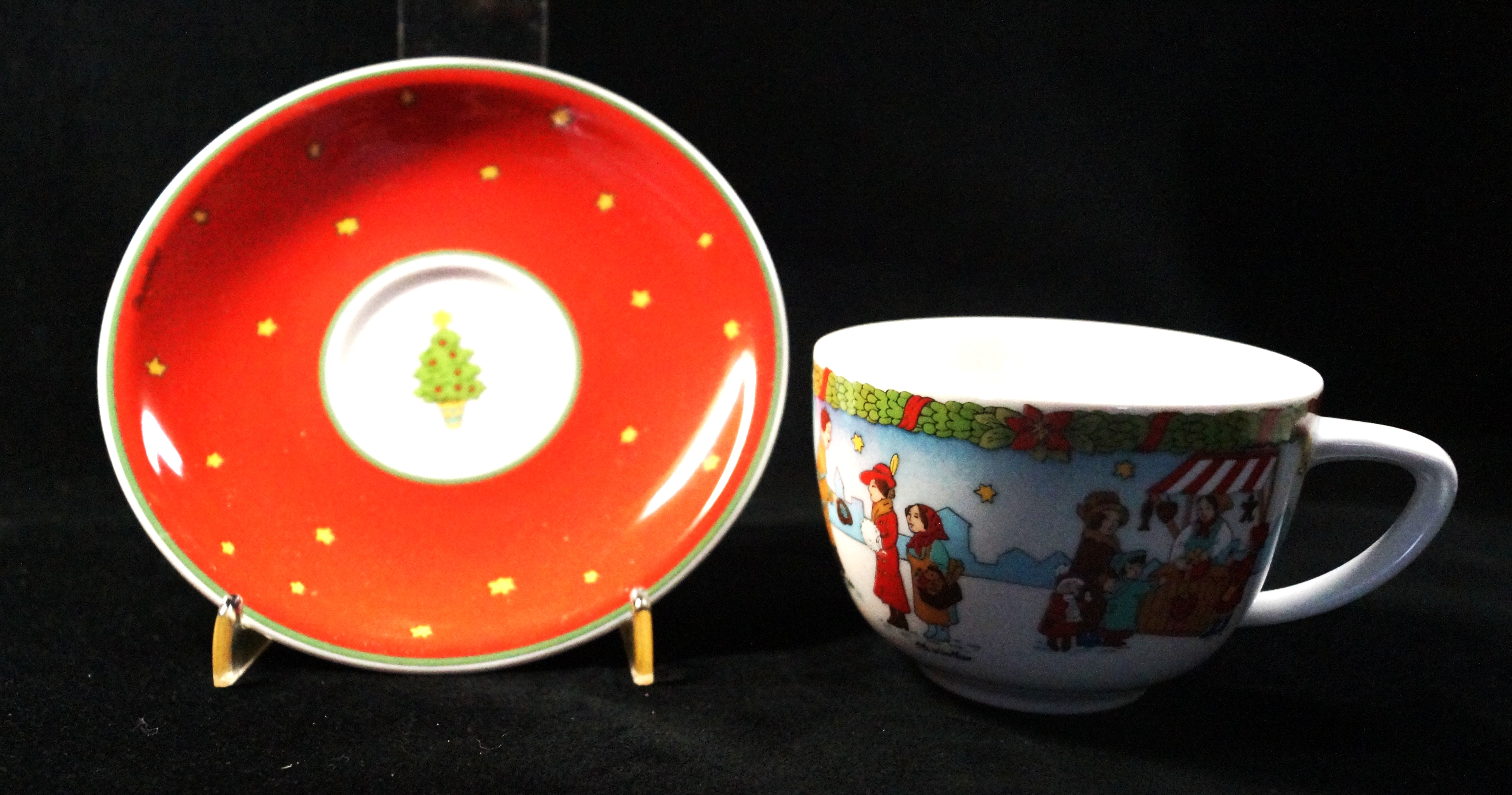 Hutschenreuther Sammelkollektion Ole Winther 2009: Cappucinotasse 2-tlg. - mit Plätzchendose Höhe: 14,5 cm; Ø = 18 cm;